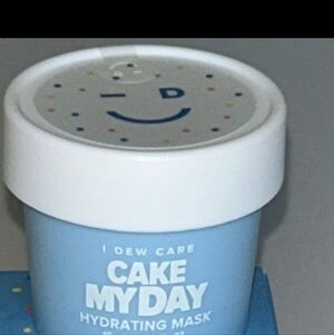 I Dew Care Cake My Day Hydrating Facial Mask - Blue
